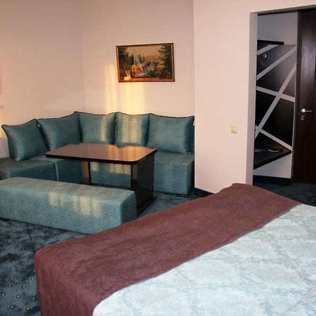 Nice Hotel Yerevan Luaran gambar