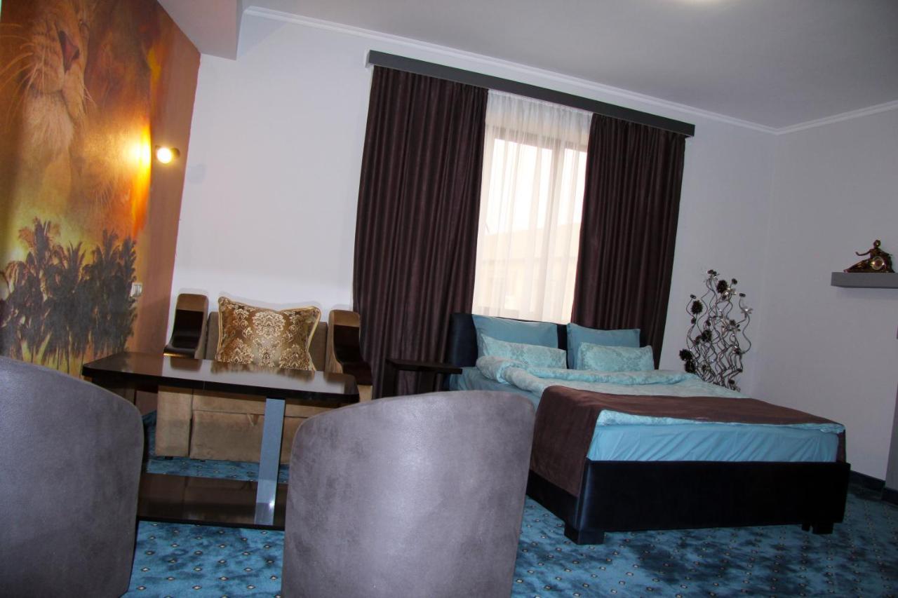 Nice Hotel Yerevan Luaran gambar