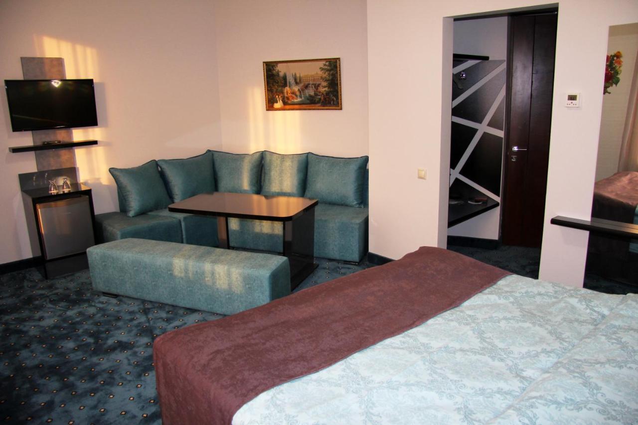 Nice Hotel Yerevan Luaran gambar