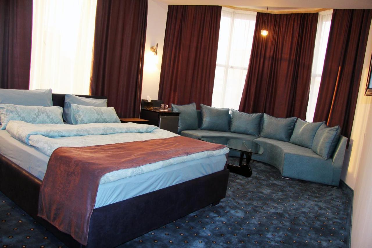 Nice Hotel Yerevan Luaran gambar